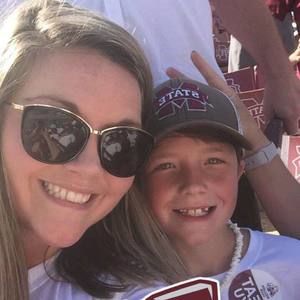 Meet your Posher, Jennifer